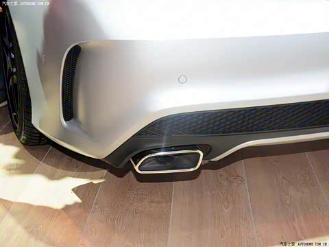 2014�� CLA 260 4MATIC