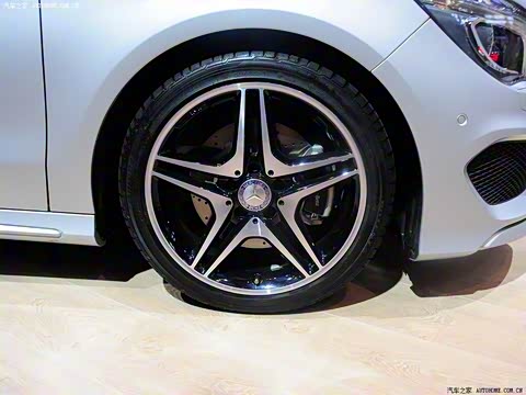 2014�� CLA 260 4MATIC