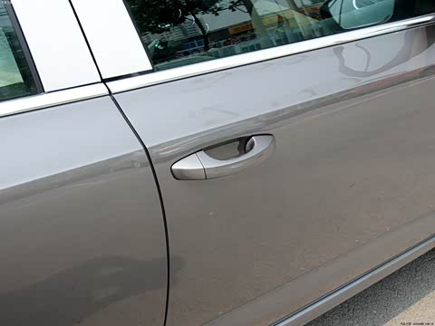 2015�� 1.6L �Զ��ݿ���