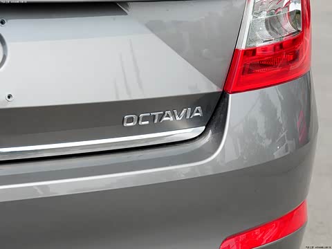 2015�� 1.6L �Զ��ݿ���