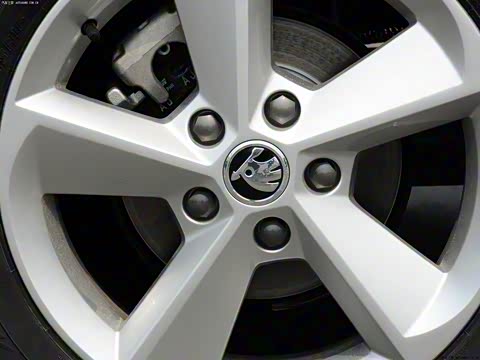 2015�� 1.6L �Զ��ݿ���