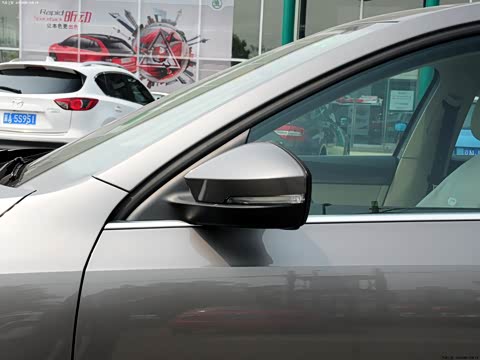 2015�� 1.6L �Զ��ݿ���