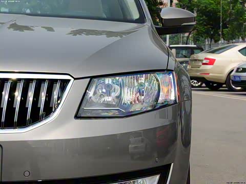 2015�� 1.6L �Զ��ݿ���