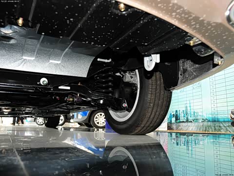 2014�� M5 1.6L �ֶ���Ӣ��