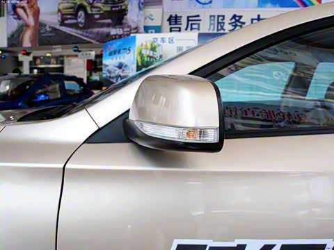 2014�� M5 1.6L �ֶ���Ӣ��