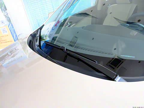 2014�� M5 1.6L �ֶ���Ӣ��