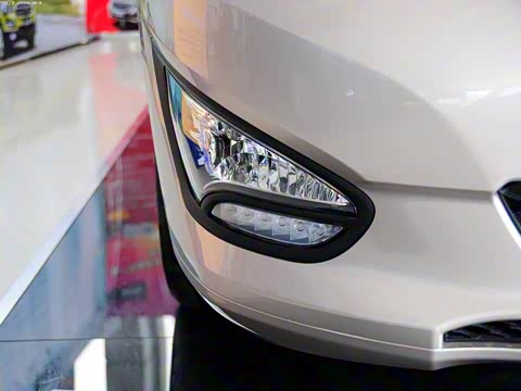 2014�� M5 1.6L �ֶ���Ӣ��