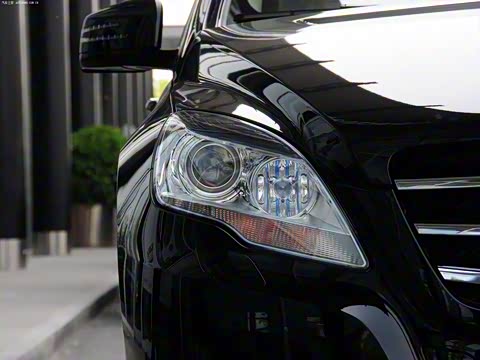 2014�� R 320 4MATIC ������