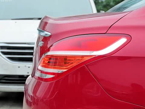 2014�� ������ ���� 1.6L �Զ�������