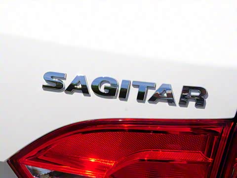 2014�� �Ŀ� 1.6L �ֶ�������