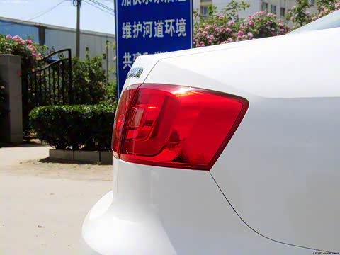 2014�� �Ŀ� 1.6L �ֶ�������