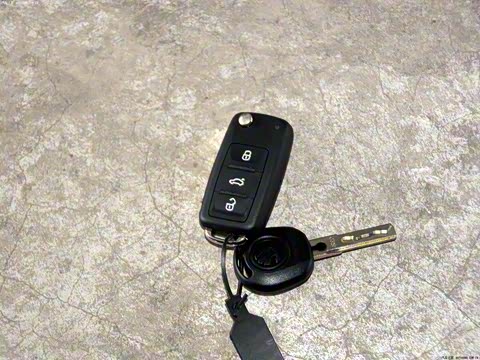 2014�� 1.6L �ֶ�������