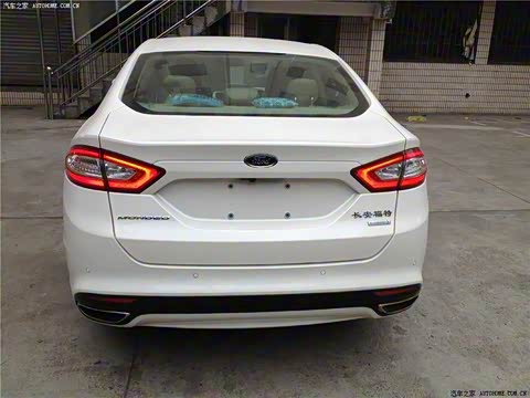 2013�� 2.0L GTDi200������