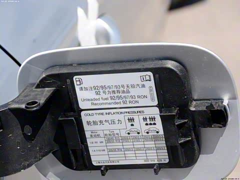 2015�� 1.6L �ֶ��ݿ���