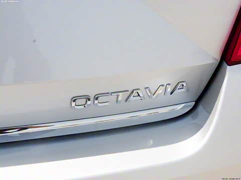 2015�� 1.6L �ֶ��ݿ���