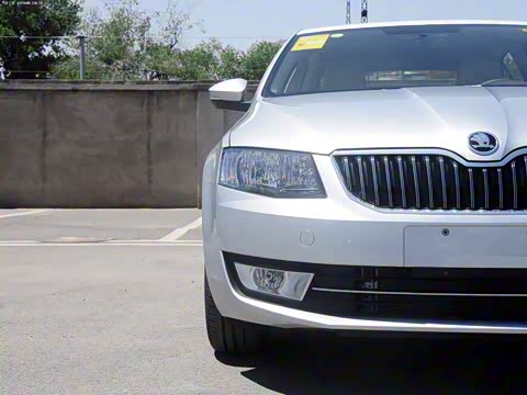 2015�� 1.6L �ֶ��ݿ���