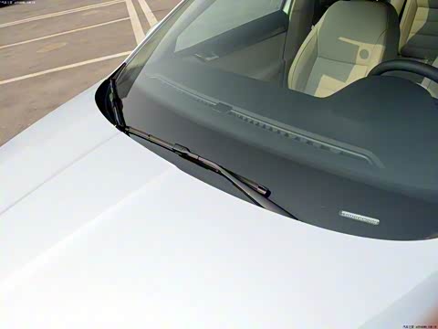 2015�� 1.6L �ֶ��ݿ���