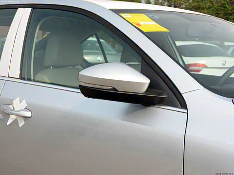 2015�� 1.6L �ֶ��ݿ���