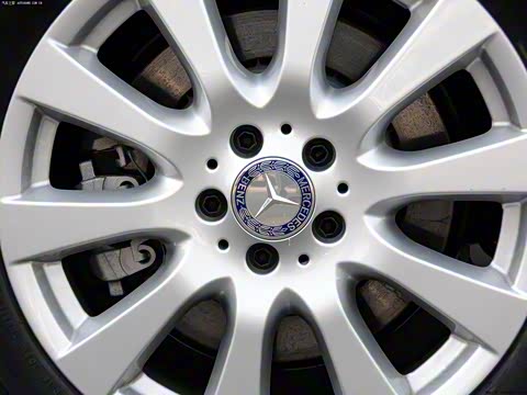 2014�� R 320 4MATIC ������