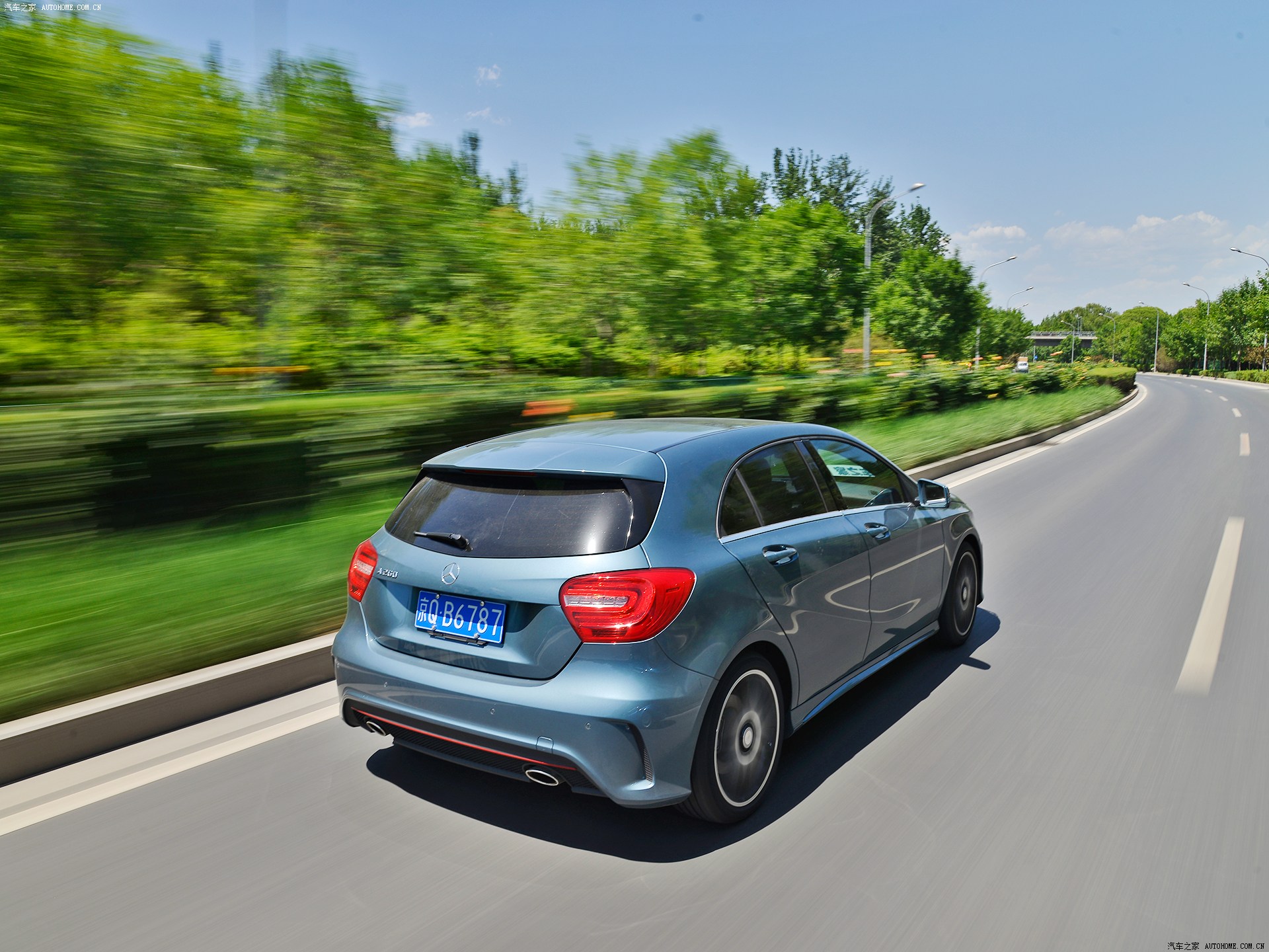 奔驰a级(进口) 2013款 a 260 运动型 2505061图片_奔驰_汽车图库_汽车