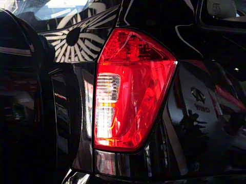 2014�� 1.6L �ֶ����а�