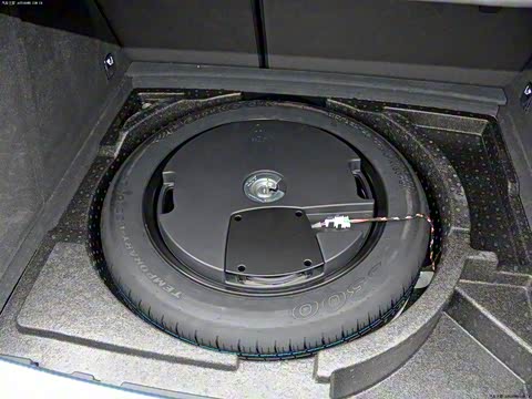 2015�� 30 TFSI ��ȡ��