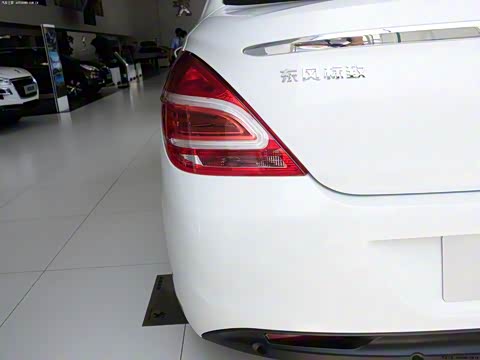 2014�� ������ ���� 1.6L �ֶ�������