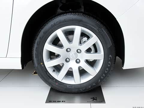 2014�� ������ ���� 1.6L �ֶ�������