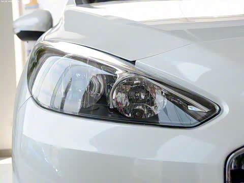 2014�� ������ ���� 1.6L �ֶ�������