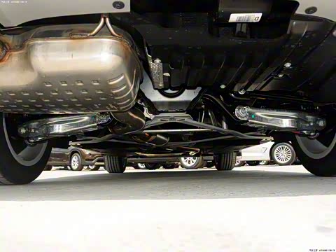 2014�� sDrive18i ������