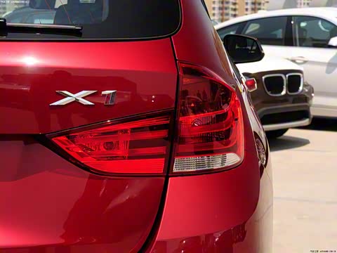 2014�� sDrive18i ������