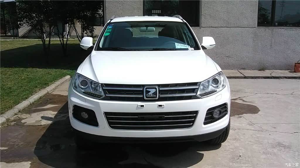 众泰t6002014款 1.5t 手动尊贵型