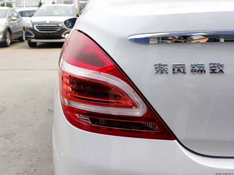 2014�� ������ ���� 1.6L �ֶ�������