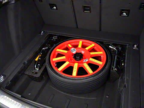 2014�� Macan 2.0T