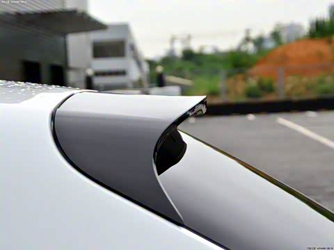 2014�� Macan 2.0T