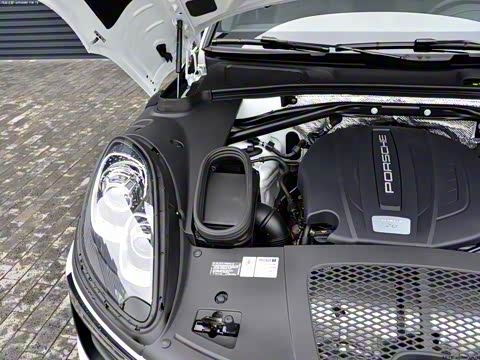 2014�� Macan 2.0T