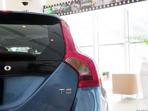 2015�� T5 ���ݰ�