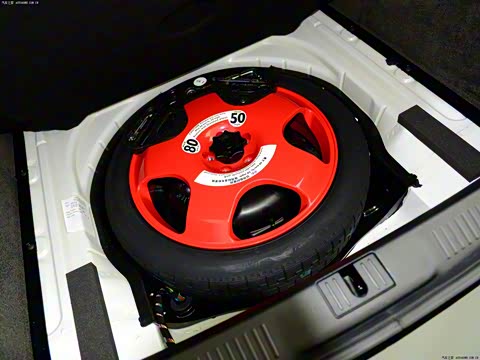 2014�� 4.0T V8 ��׼��