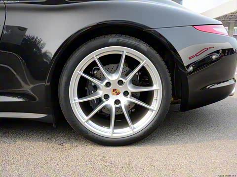 2013�� Carrera 4 Cabriolet 3.4L