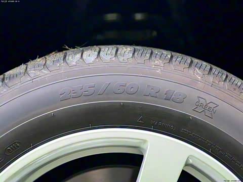 2014�� Macan 2.0T