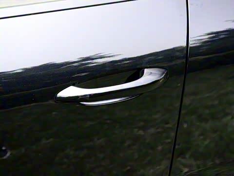 2014�� Macan 2.0T