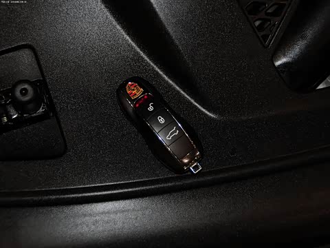 2014�� Macan S 3.0T