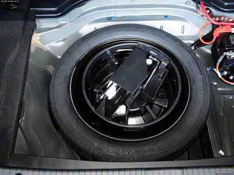 2015�� E 320 L �˶���