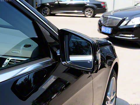 2015�� E 320 L �˶���