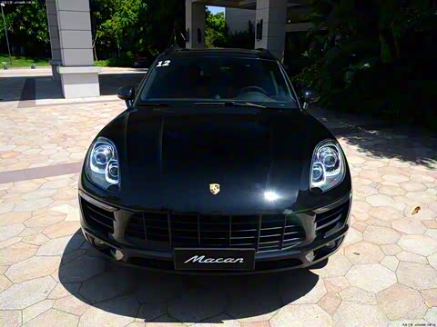 2014�� Macan 2.0T