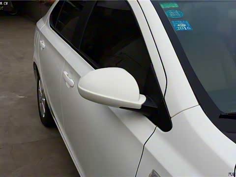 2013�� 1.5L �ֶ�������