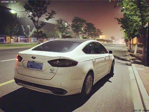 2013�� 2.0L GTDi200������