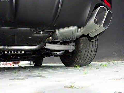 2014�� Macan Turbo 3.6T