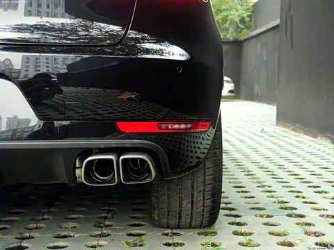 2014�� Macan Turbo 3.6T