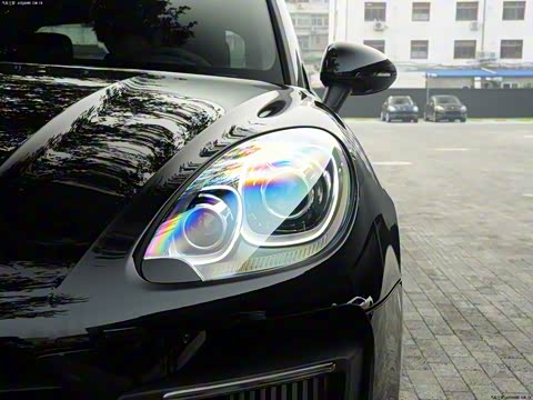 2014�� Macan Turbo 3.6T